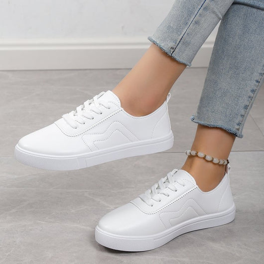 Zapatos Blancos Cómodos con Cordones y Suela Plana