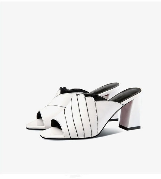 Sandalias de Cuero para Mujer con Tacón Grueso y Punta Abierta - Image 2