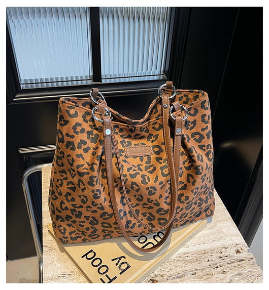 Bolsa Grande de Lona con Estampado de Leopardo para Hombro - Image 10