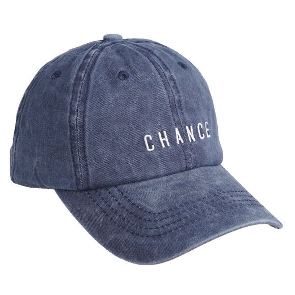 Gorra Suave con Bordado de Alfabeto