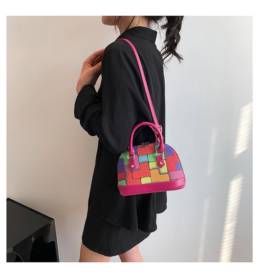 Bolso Shell con Costuras en Contraste - Diseño Moderno y Versátil - Image 24