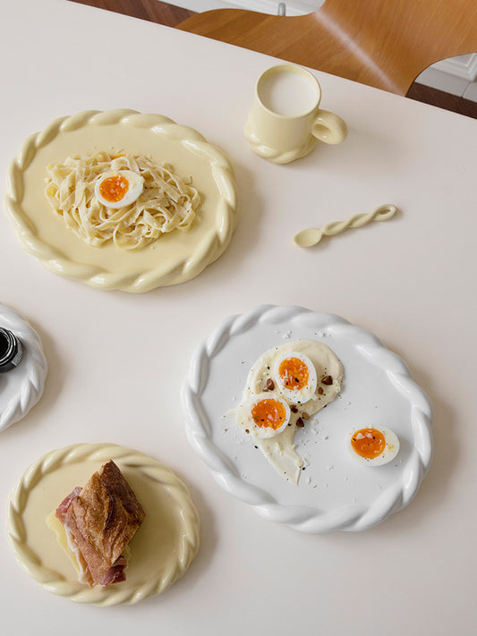 Plato de Cena Cerámica Minimalista - Diseño Clásico Blanco - Image 2
