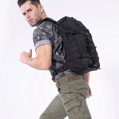 Mochila de Viaje Multifuncional para Aventuras al Aire Libre - Image 9