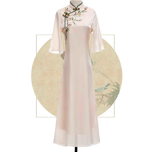 Vestido Cheongsam Disco con Bordado Floral Durazno y Beige