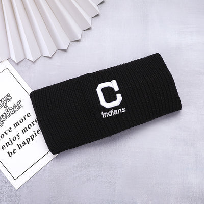 Banda para Cabello Tejida con Letra C Retro Net Red Estilo Minimalista - Image 2