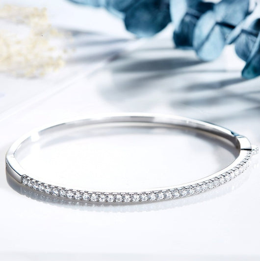 Pulsera Semirrígida de Moissanita en Oro Blanco 18K para Mujer - Image 9