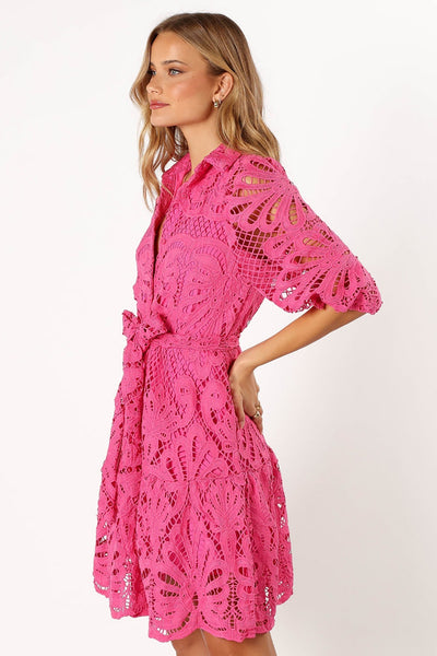 Vestido de Encaje Floral Soluble con Detalles Cutout Sexy - Image 12