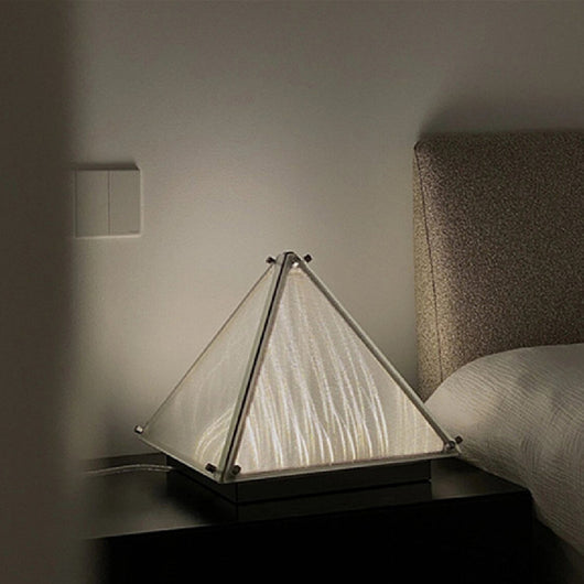 Lámpara de Mesa Minimalista Moderna con Diseño Artístico - Image 3