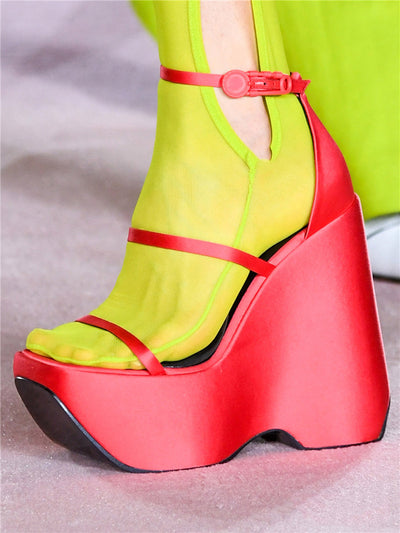 Sandalias Cuña con Punta Cuadrada y Tacón Stiletto - Image 10