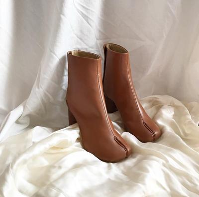 Botas Tobilleras de Tacón Alto con Punta Dividida para Mujer