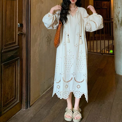 Vestido Maxi Boho Étnico de Lino con Bordados, Escote V Blanco - Image 7