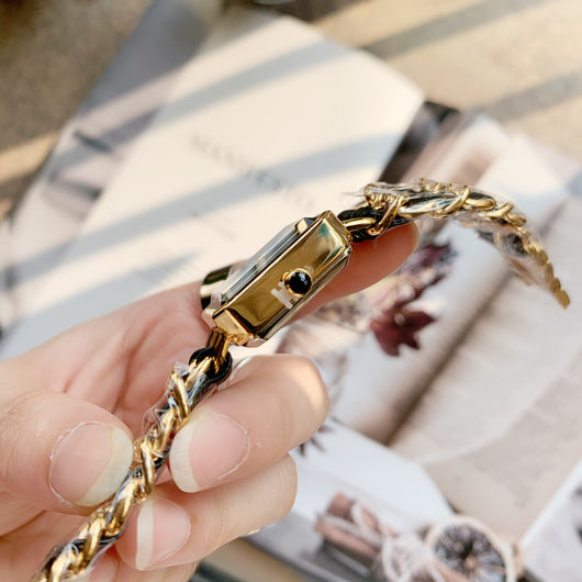 Reloj de Pulsera Minimalista Cuadrado para Mujer - Image 10