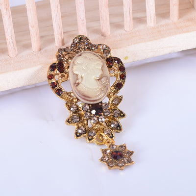 Broche Colgante de Cristal con Accesorios de Diamante - Image 5