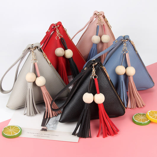 Bolso Mula Triangular con Monedero - Diseño Geométrico para Verano - Image 4