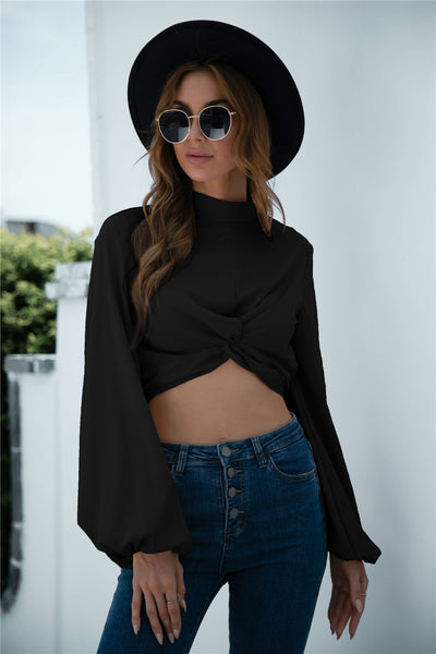 Crop Top con Mangas Retorcidas Diseño Exclusivo - Image 8