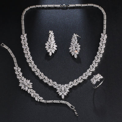Conjunto de Aretes de Novia con Circonita y Borla Elegante - Image 13