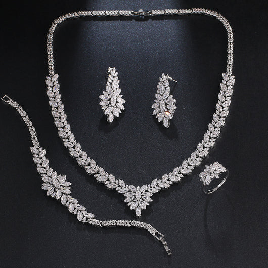Conjunto de Aretes de Novia con Circonita y Borla Elegante - Image 13