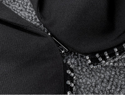 Traje Elegante Escote V con Falda Corta de Flecos Brillantes - Image 31