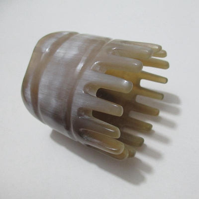 Peine Masajeador de Cuerno para Cabello y Cuero Cabelludo - Image 5