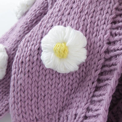 Cardigan Tejido a Mano con Flores 3D - Suéter Crochet Slim para Mujer - Image 12