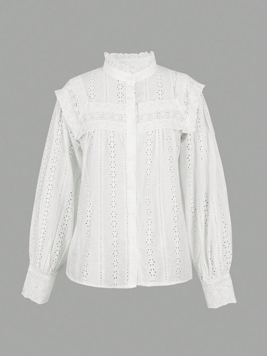 Blusa Resort Calada con Bordado y Diseño Hueco - Image 11