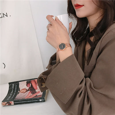 Reloj de Cuarzo Elegante y Minimalista para Mujer - Image 8
