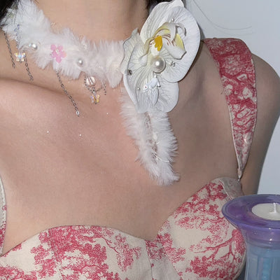 Collar Ajustable de Orquídea Phalaenopsis en Peluche Tricolor - Image 9