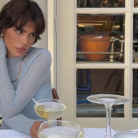 Blusa slim justa de manga comprida com listras nas axilas e orelhas de pau