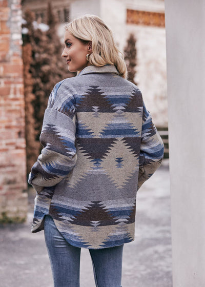 Abrigo Camisero Geométrico con Cuello Alzado y Bolsillos para Mujer - Image 13