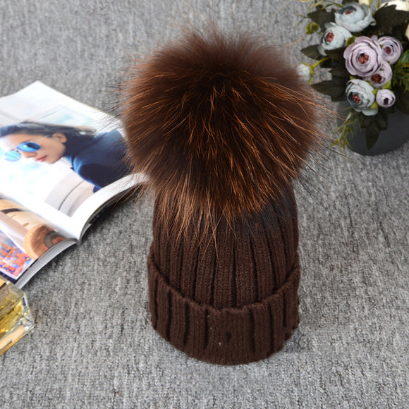 Gorro Invierno Pompón Esponjoso Colores Sólidos - Diseño Elegante y Cálido