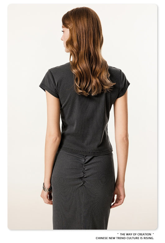 Blusa Retro Americana Slim Fit Cuello V Manga Corta - Image 10