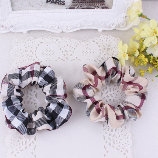 Diadema Gruesa de Tela Escocesa para Recogidos y Peinados Elegantes - Image 2