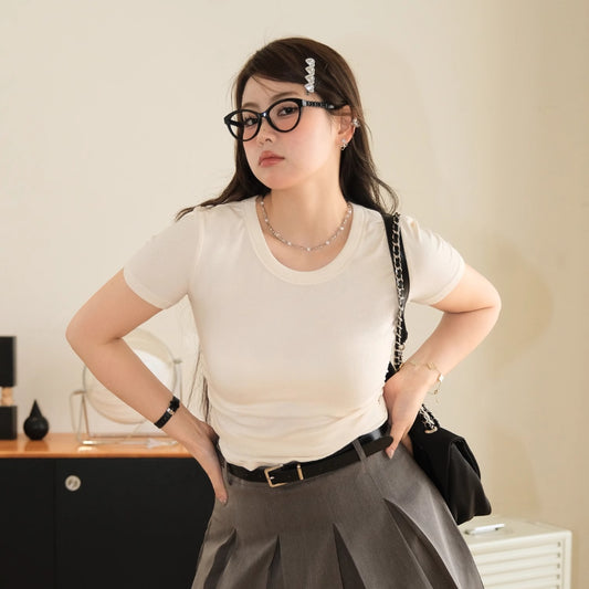 Blusa Plisada Talla Grande con Cintura Ajustable y Manga Corta
