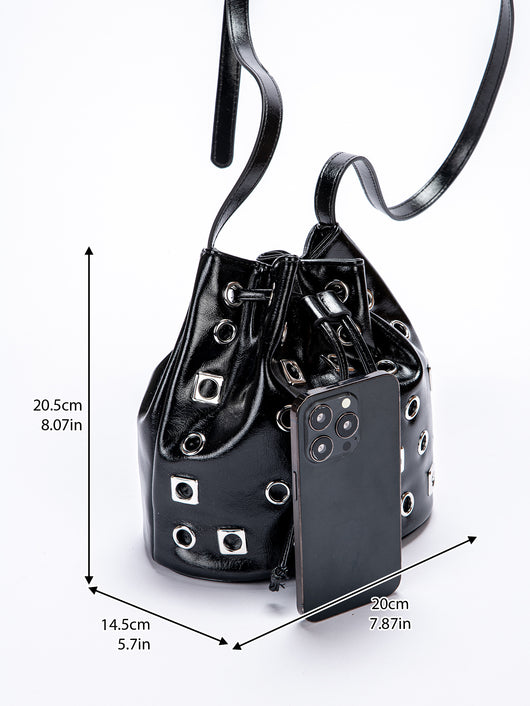 Bolso Bandolera Bucket con Remaches en Ante - Image 13