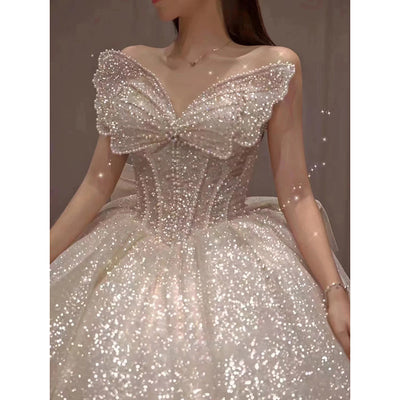 Vestido de Novia Retro con Hombro Descubierto y Cola Larga de Lujo - Image 3