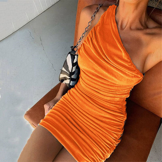 Vestido Plisado Hombro Descubierto Ajustado a la Cadera - Diseño Moderno y Sexy - Image 21