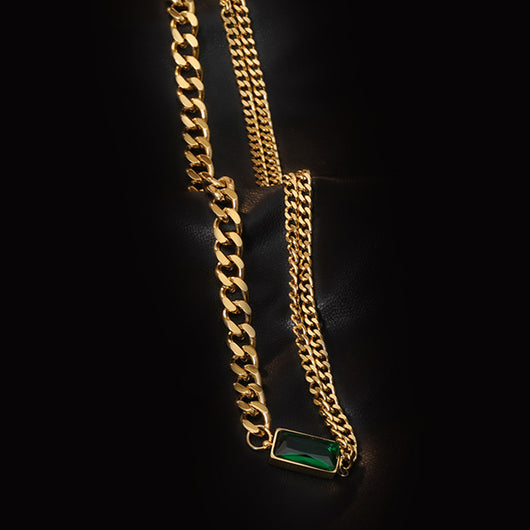 Collar Multicapa Dorado con Diamantes Verdes - Image 10