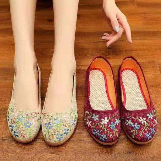Zapatos de Baile Cómodos para Mujer Adulta con Suela Blanda y Bordado - Image 5
