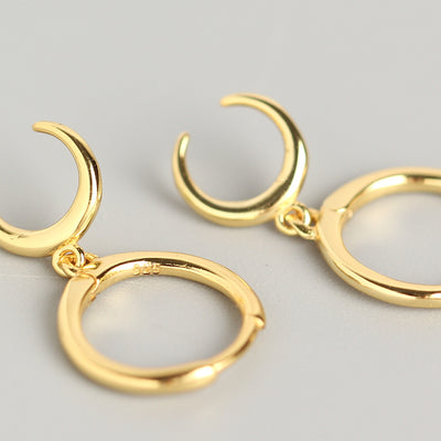 Aretes de Luna Creciente - Joyería Celestial Elegante - Image 3
