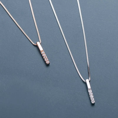 Collar de Plata Esterlina S925 con Barra Vertical de Diamantes Micro - Elegancia Temperamental para Mujer - Image 4