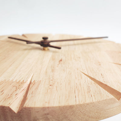 Reloj de Pared de Madera Maciza sin Perforación para Sala de Estar - Image 6