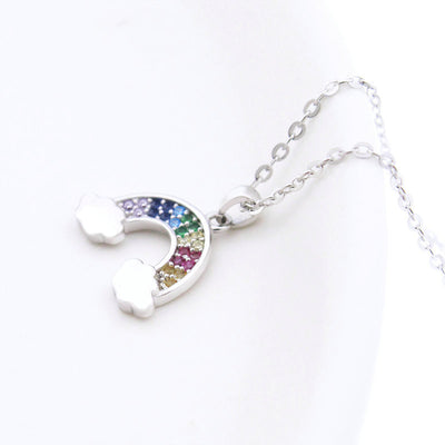 Collar Arcoíris con Nube - Diseño Minimalista para Mujer - Image 3