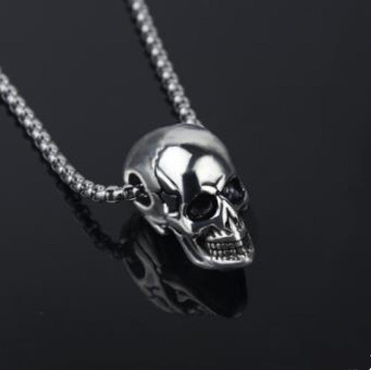 Collar Calavera de Acero Titanio para Hombre - Diseño Europeo y Americano