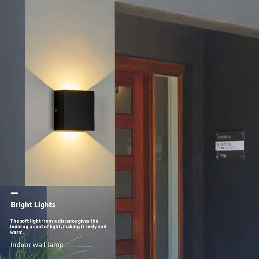 Lámpara LED Exterior Impermeable para Jardín, Patio y Entrada