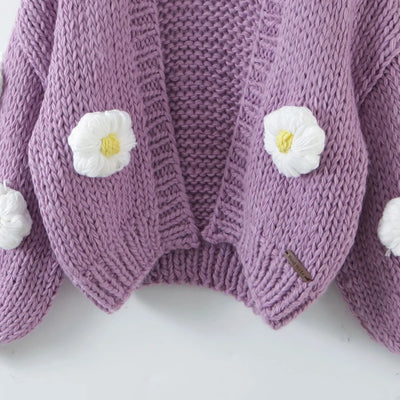 Cardigan Tejido a Mano con Flores 3D - Suéter Crochet Slim para Mujer - Image 4