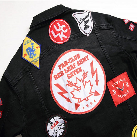 Chaqueta Denim Punk Negra para Hombre con Bordados - Image 4