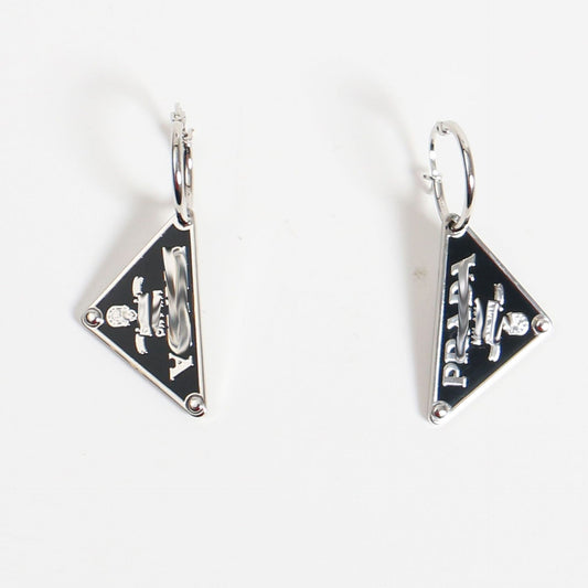 Aretes Triangulares de Moda