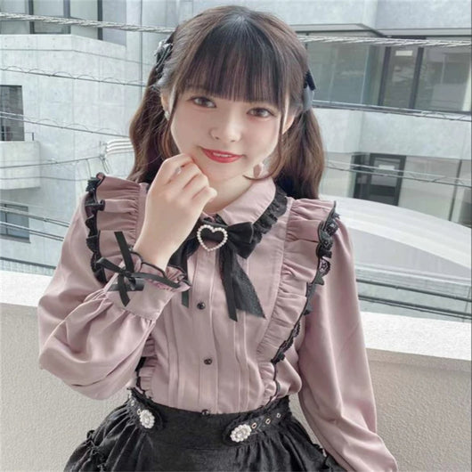 Blusa de Encaje con Cuello de Moño y Detalles de Amor - Image 2