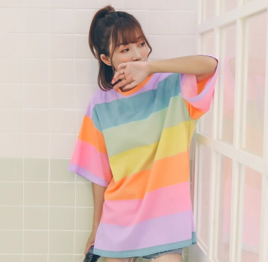 Playera a Rayas de Manga Corta