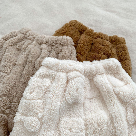 Pijama de Dos Piezas en Terciopelo Suave para Bebé - Image 11